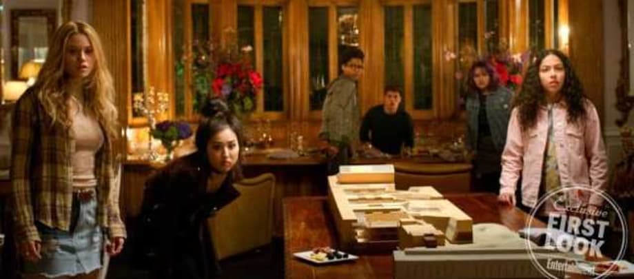 RUNAWAYS Teaser Trailer Features New Footage From The Upcoming Marvel Show & An Appearance From Old Lace