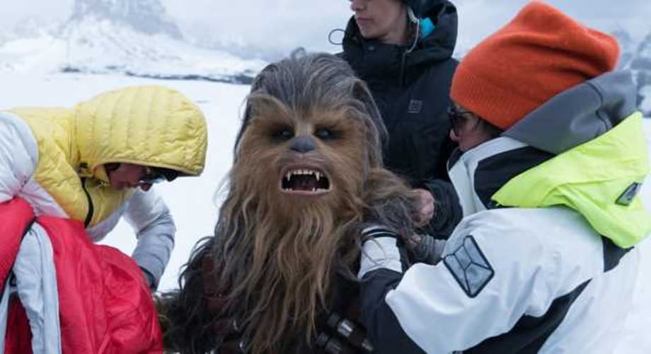 STAR WARS: Lucasfilm Releases New BTS Photos From THE FORCE AWAKENS, THE LAST JEDI, SOLO & More