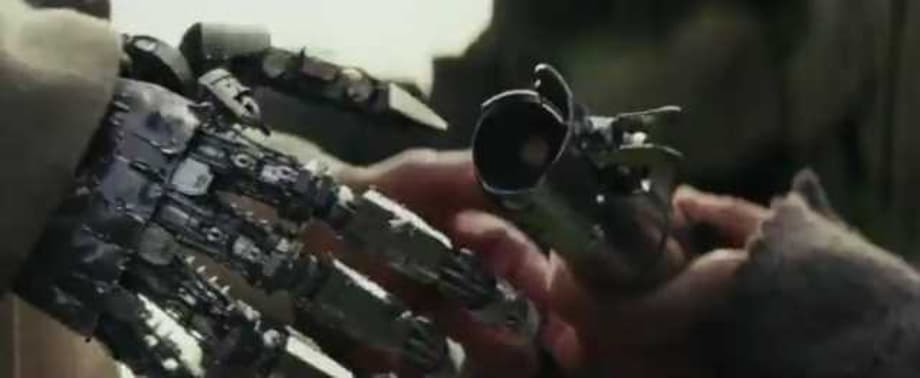 STAR WARS: THE LAST JEDI - Check Out Some New Footage Of Rey And Kylo Ren Ahead Of Tomorrow's Trailer