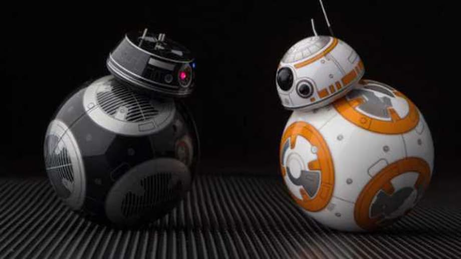 STAR WARS: THE LAST JEDI Promotional Ad Foreshadows A Showdown Between BB-9E And BB-8