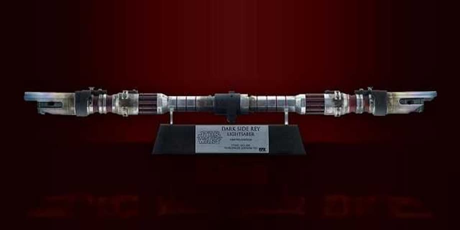 STAR WARS: THE RISE OF SKYWALKER &quot;Dark Side Rey&quot; Lightsaber Replica Reveals A Detailed Look At The Weapon