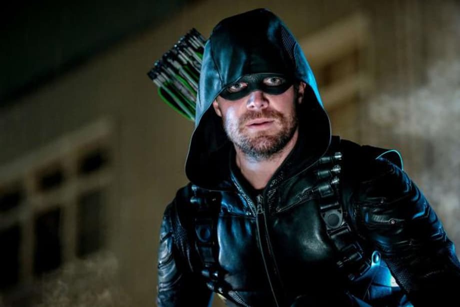 STEPHEN AMELL HAS SHARED HIS FIRST BIT OF INFORMATION REGARDING HIS RETURN TO THE FLASH SEASON 9