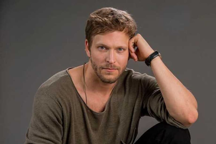 THE FLASH Adds SHADOWHUNTERS & LOST IN SPACE Actor Jon Cor As DC Comics Villain Chillblaine