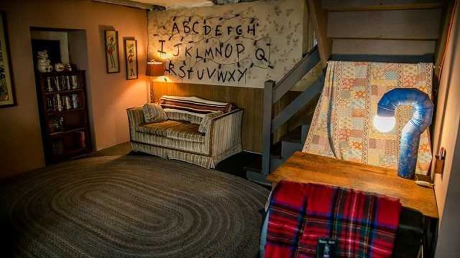 There Is A Reasonably Priced STRANGER THINGS Themed Airbnb In Missouri Called The Upside Den