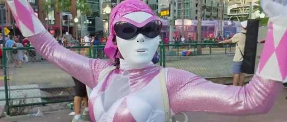 VIDEO: BLACK PANTHER Actress Lupita Nyong'o Tears Through SDCC Dressed As A Pink POWER RANGER