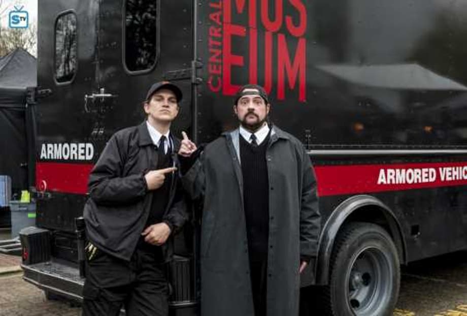 [VIDEO] Kevin Smith Directed New Flash Episode Preview! Null explained! Who will defeat Devoe?