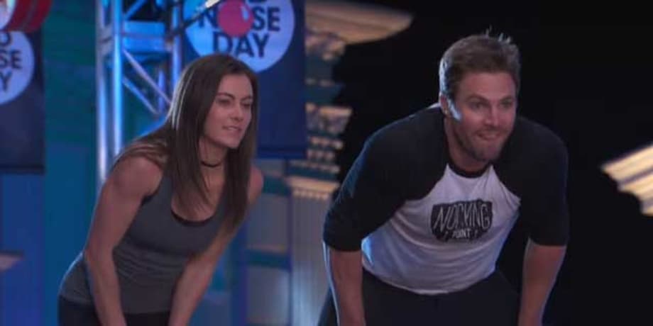 Watch ARROW Star Stephen Amell Run The AMERICAN NINJA WARRIOR Course For Charity