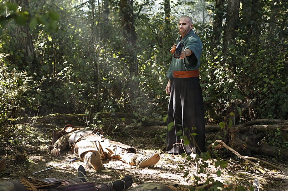 DC'S LEGENDS OF TOMORROW