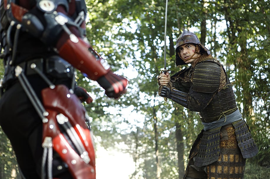DC'S LEGENDS OF TOMORROW