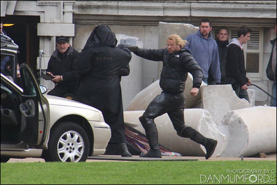 Chris Hemsworth, Bobby Holland Hanton and Christopher Eccleston filming Thor:The Dark World