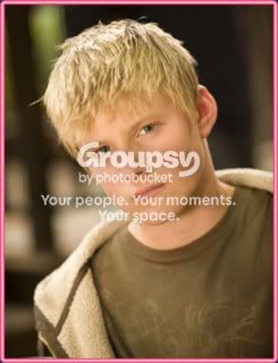 Alexander Ludwig Pictures, Images and Photos