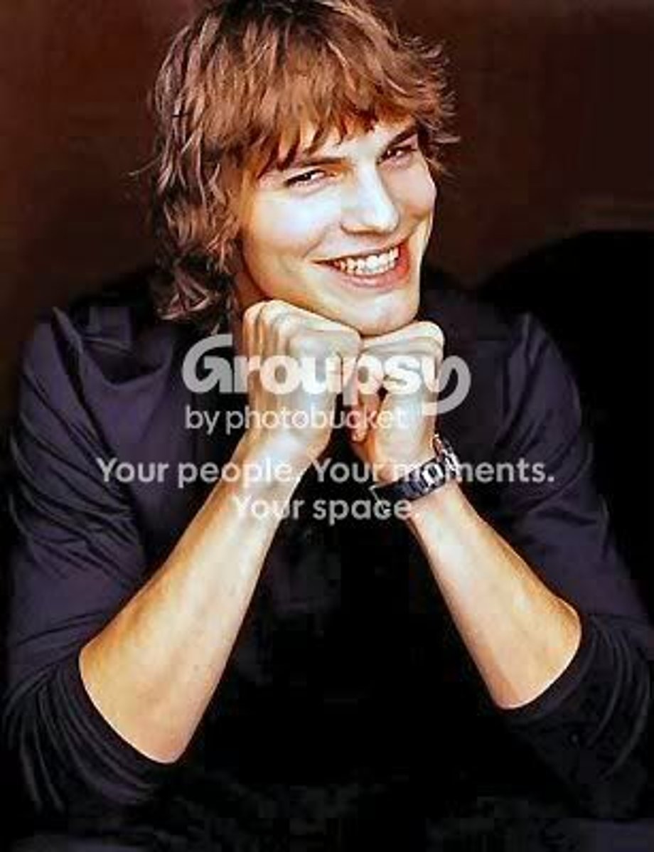 Ashton Kutcher Pictures, Images and Photos