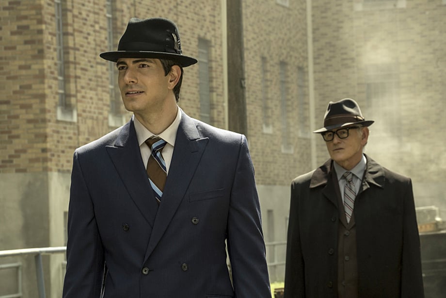 New Extended Promo For LEGENDS OF TOMORROW Season 2 Episode 2: "The Justice Society of America”