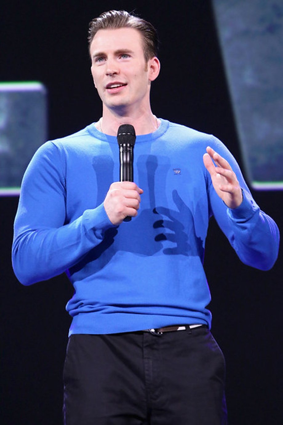 Actor-Chris-Evans-Captain-America