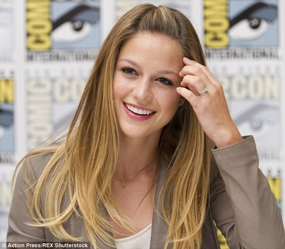2A7E2F6B00000578-3159717-Ring_of_truth_to_it_Melissa_Benoist_was_seen_wearing_a_sparkler_-m-68_1436815168627