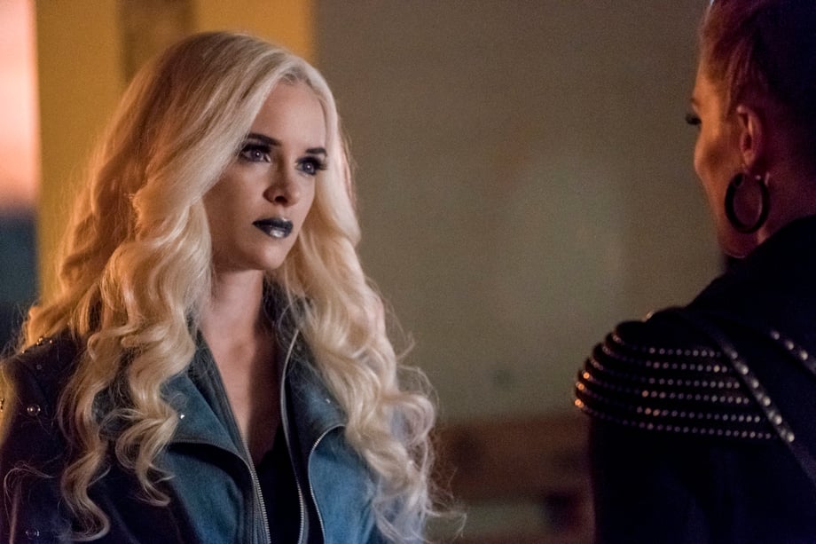 THE FLASH: It's Party Time In The New Promo For Season 4, Episode 5: "Girls Night Out"