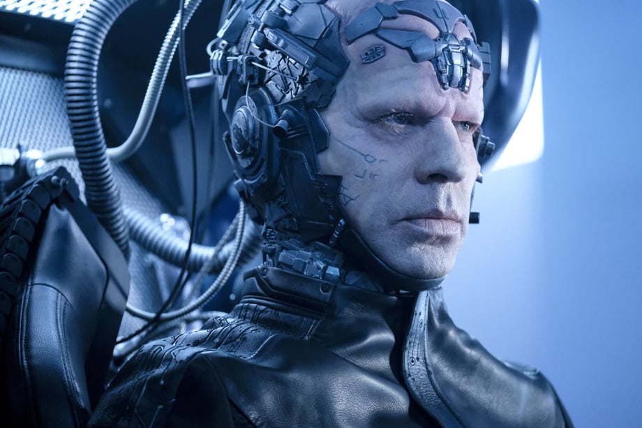 THE FLASH: The Thinker Plots His Next Move In New Photos From Season 4, Episode 3: "Luck Be A Lady"