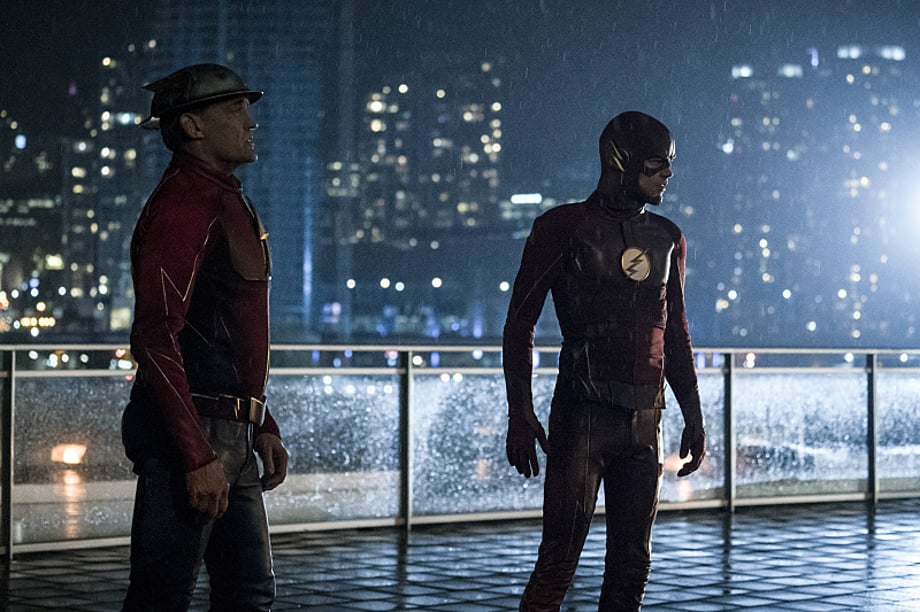Check Out A New Extended Promo For THE FLASH Season 3, Episode 9: "The Present"
