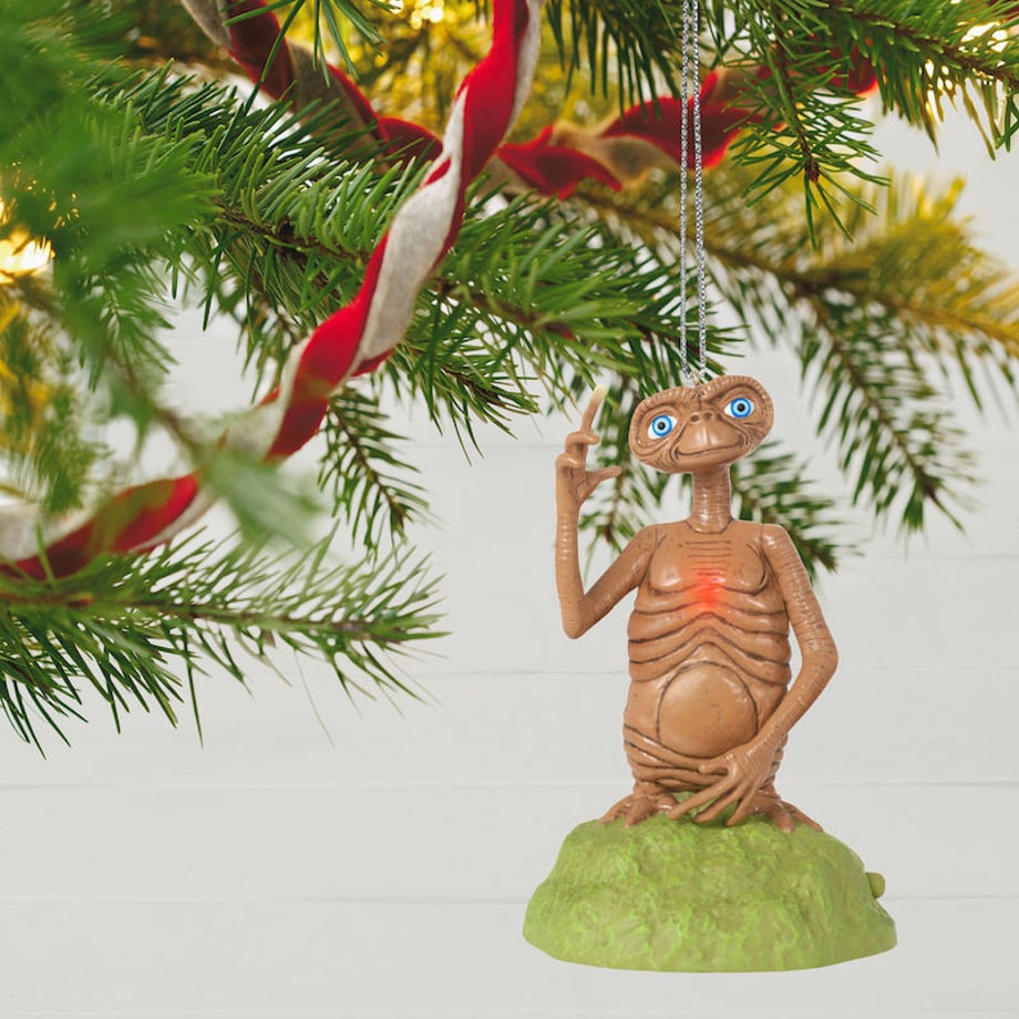 Hallmark-Ornament-2