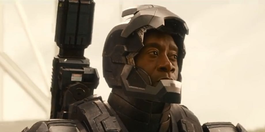 L-R-The-Mandalorian-Pedro-Pascal-and-Boba-Fett-Temuera-Morrison-in-Lucasfilm-s-THE-MANDALORIAN-seaso