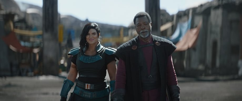 Gina-Carano-is-Cara-Dune-and-Carl-Weathers-is-Greef-Karga-in-Lucasfilm-s-THE-MANDALORIAN-season-two-