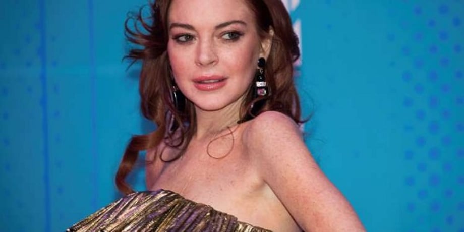 Lohan2