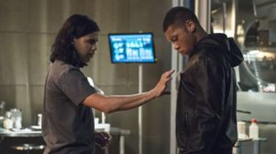Jax & Cisco getting acquainted.