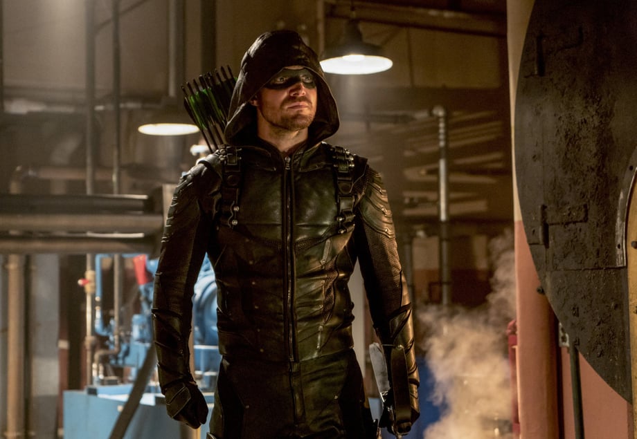 ARROW: The Real Green Arrow Returns In New Photos From Season 6, Episode 7: "Thanksgiving"