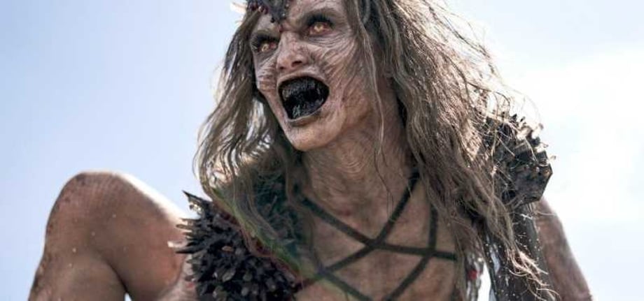 ARMY OF THE DEAD Director Zack Snyder Explains Why He Decided To Introduce A Zombie [SPOILER]
