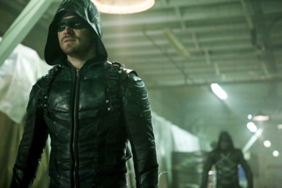 ARROW: The Emerald Archer Confronts Prometheus In These Promo Stills From The Midseason Premiere