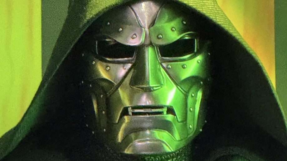 Avengers: Doomsday: Detailed Look At Doctor Doom's Costume At Comic-Con Reveals Hidden Details