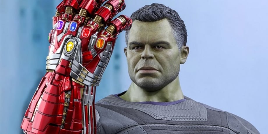 AVENGERS: ENDGAME Hot Toys Action Figure Puts The Focus On The Nano Gauntlet-Wielding Hulk