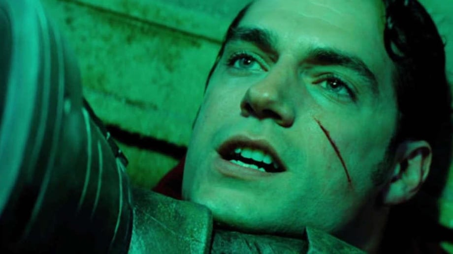 BATMAN v SUPERMAN: DAWN OF JUSTICE Director Zack Snyder FINALLY Explains The Infamous "Martha!" Scene