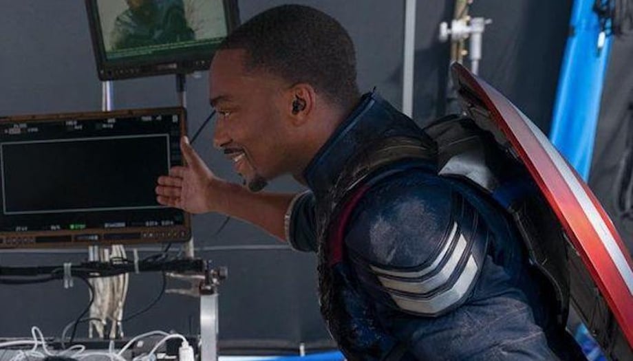CAPTAIN AMERICA: BRAVE NEW WORLD Official BTS Still Shows Anthony Mackie Suited Up Alongside Harrison Ford