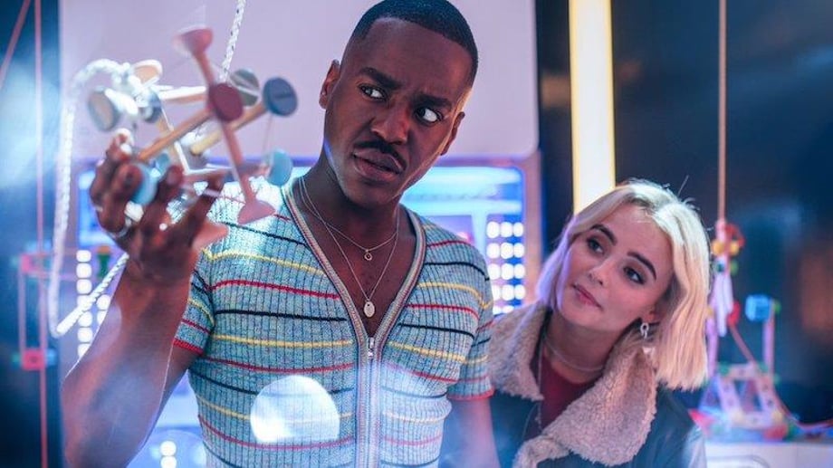 DOCTOR WHO Star Ncuti Gatwa Responds To Racist/Homophobic Backlash: "Turn Off The TV. Go And Touch Grass"