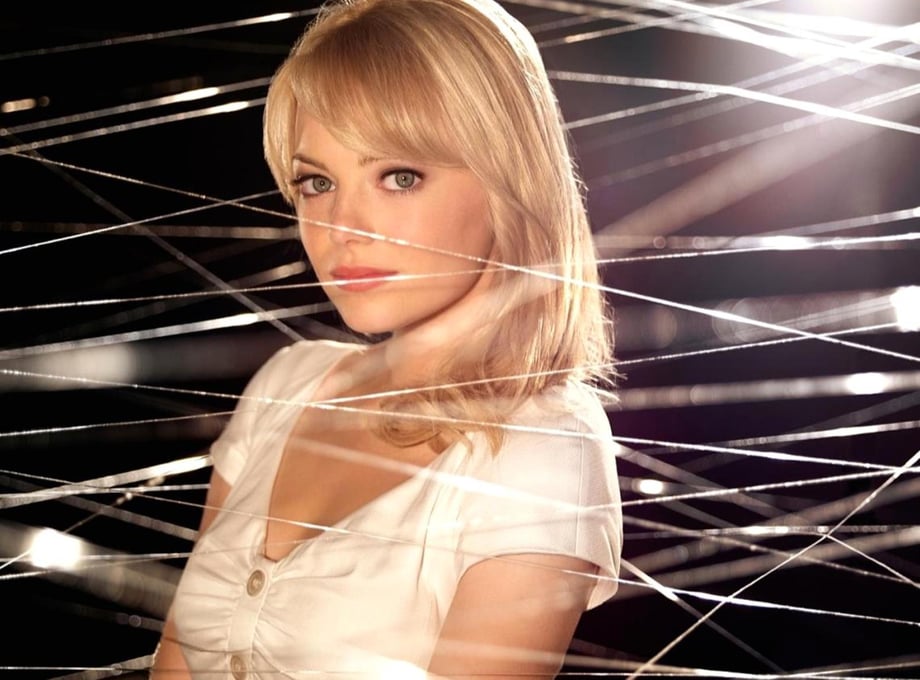 Emma Stone Rumored To Be In Talks To Join Matt Damon In The Daniels' Secret Superhero Movie