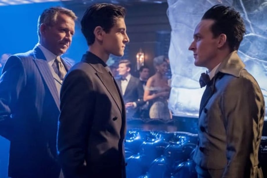 GOTHAM: Bruce Wayne Meets A Girl In The New Promo For Season 4, Episode 7: "A Day In The Narrows"