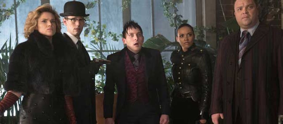 GOTHAM: New Photos From Season 3, Episode 19: "All Will Be Judged" & Episode 20: "Pretty Hate Machine"