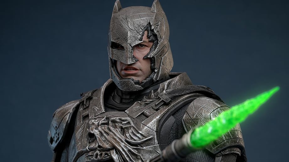 "Martha!" - BATMAN v SUPERMAN Hot Toys Figure Faithfully Recreates Ben Affleck's Armored Batman