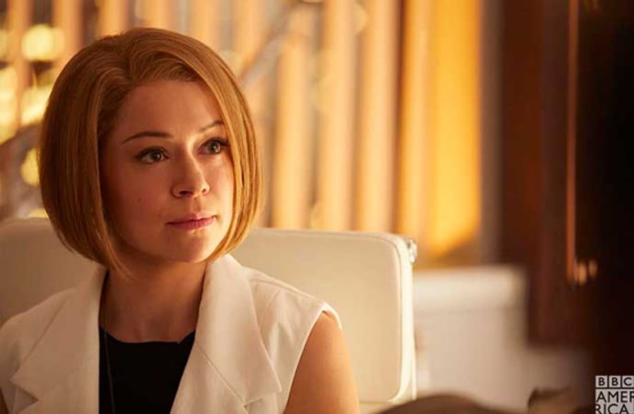 ORPHAN BLACK: Alison Puts On A Show For The Ages In New Stills From Season 5, Episode 3: "Beneath Her Heart"