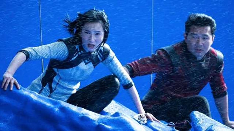 SHANG-CHI AND THE LEGEND OF THE TEN RINGS Pre-VFX Shots Reveal How The Great Protector Was Created