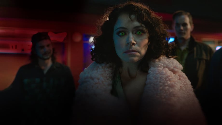 SHE-HULK Star Tatiana Maslany On Dealing With Sexist Fans And Her Comments About "Out Of Touch" Bob Iger