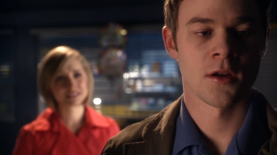 SMALLVILLE Star Aaron Ashmore Admits He Was "Shocked" To Learn Of Co-Star Allison Mack's Sex Cult Scandal