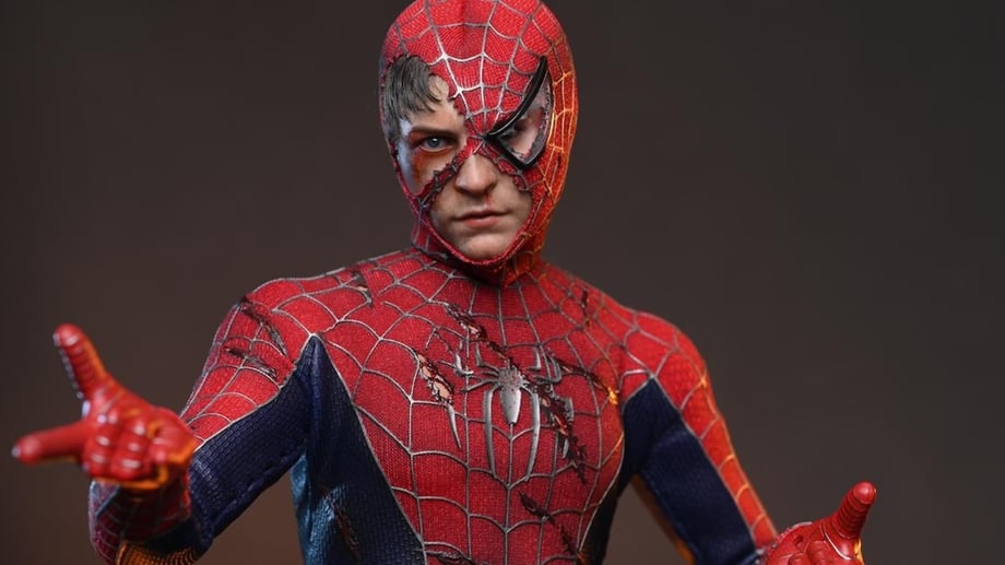 SPIDER-MAN: Hot Toys Is Finally Releasing A Battle-Damaged Spidey Based On Sam Raimi's 2002 Classic
