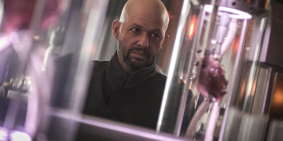 SUPERGIRL "O Brother, Where Art Thou?" Images Reveal A Wheelchair Bound Lex Luthor