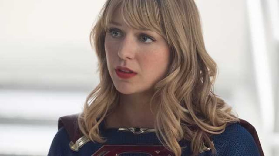 SUPERGIRL: The Team Reunites For Happy Hour In New Photos From Season 5, Episode 4: "In Plain Sight"