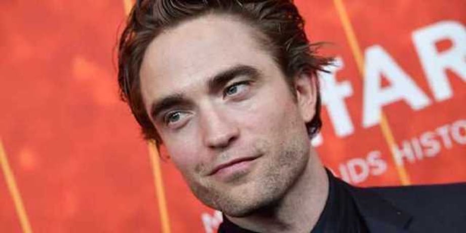 THE BATMAN: Robert Pattinson Says He's Reading A LOT Of Comic Books To Prepare For The DC Movie