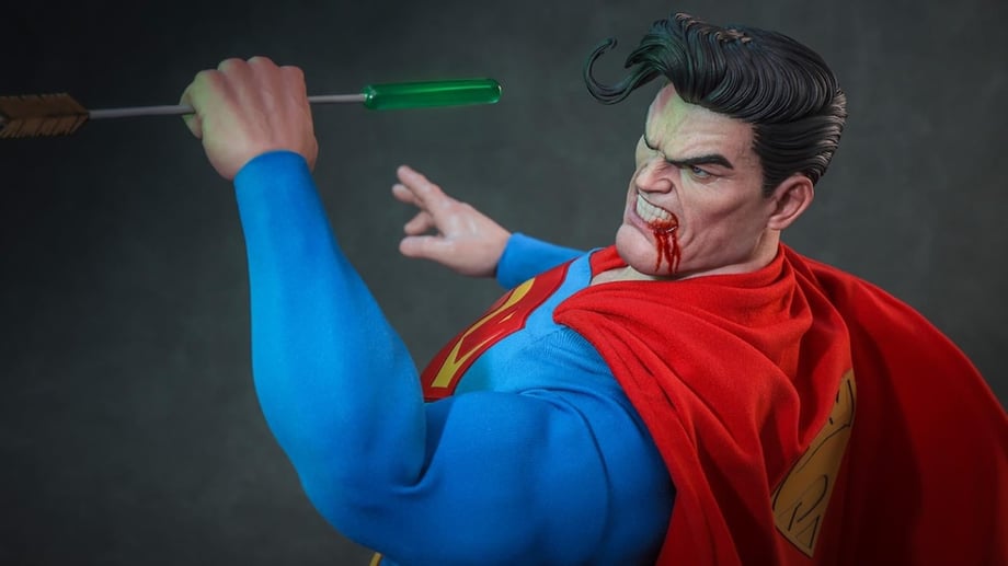 THE DARK KNIGHT RETURNS: Hot Toys Has Finally Revealed Its Take On Frank Miller's Superman