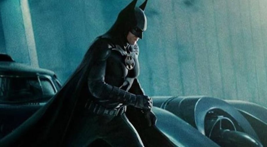 THE FLASH: First Clip Sees Michael Keaton's Batman Make His Grand Entrance