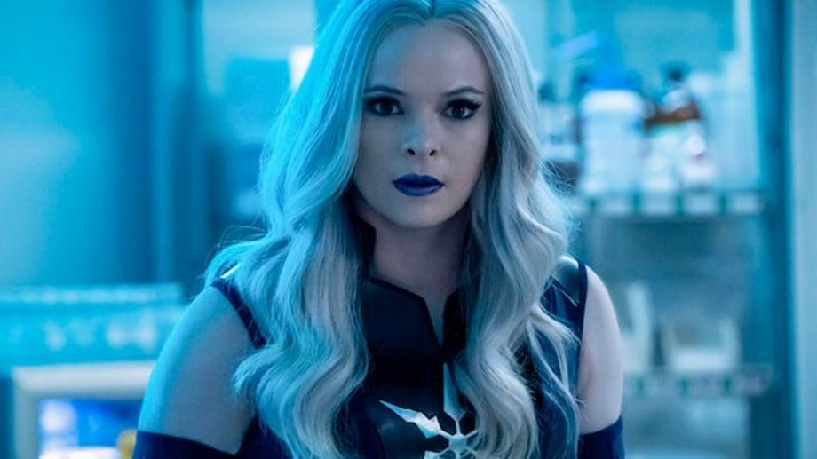 THE FLASH: Who Is Caitlin In The New Promo For Season 9, Episode 2: "Hear No Evil"